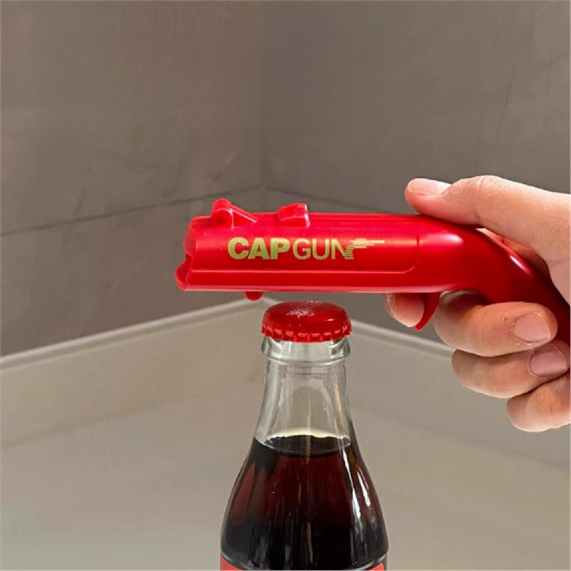Capgun Şişe Kapağı Fırlatma Tabancası