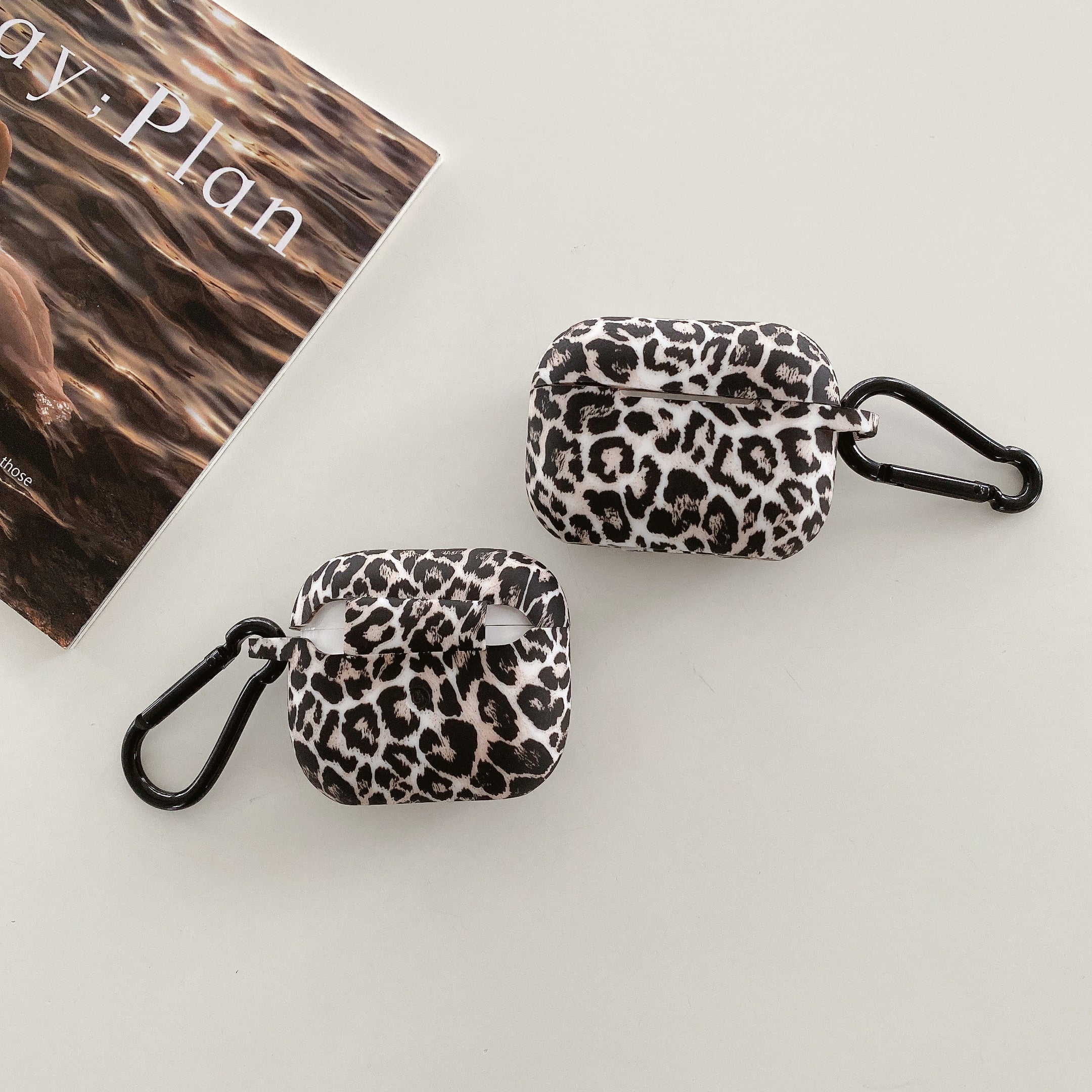 Leopar Desenli AirPods Koruyucu Kılıf